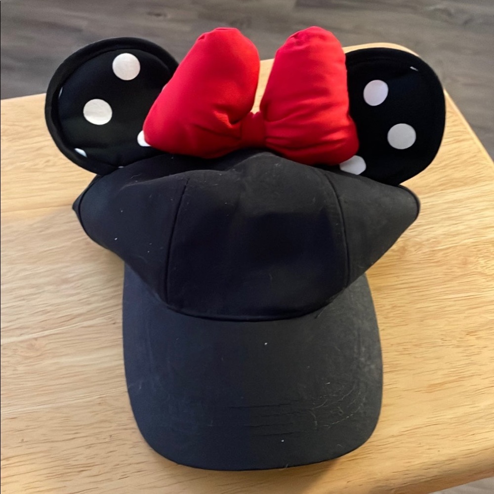 Disney Minnie hat